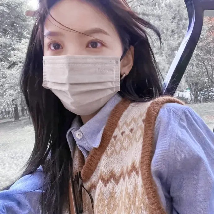 鲨女大屠杀 海报